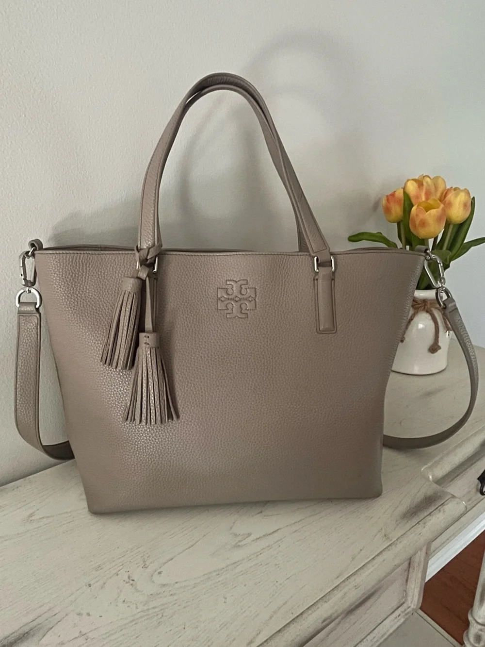 Tory Burch Thea Tote Pebble Leather Hobo Bag Taupe French Grey Tan Large